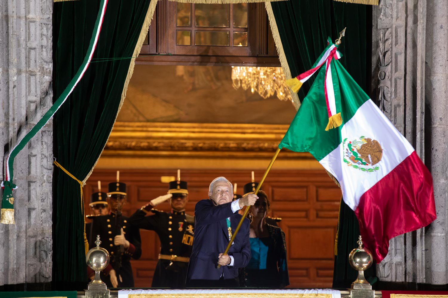 “Va a ser una noche muy importante”: AMLO invita al Grito de Independencia en el Zócalo de CDMX “Va a ser una noche muy importante”: AMLO invita al Grito de Independencia en el Zócalo de CDMX
