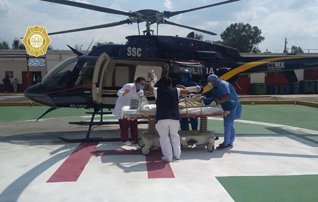 Helicóptero de los Cóndores traslada a menor con traumatismo craneoencefálico a hospital en Tláhuac Helicóptero de los Cóndores traslada a menor con traumatismo craneoencefálico a hospital en Tláhuac