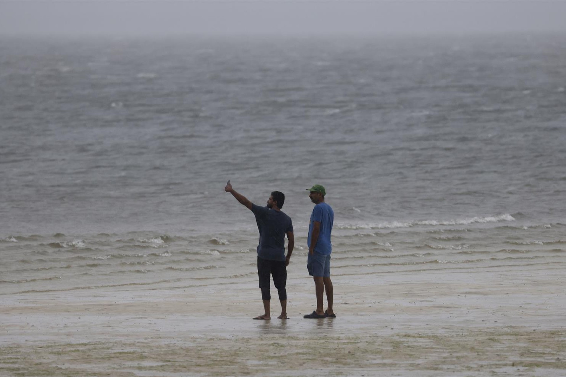 Hallan en Florida a otros dos cubanos del naufragio en medio del huracán Ian Hallan en Florida a otros dos cubanos del naufragio en medio del huracán Ian