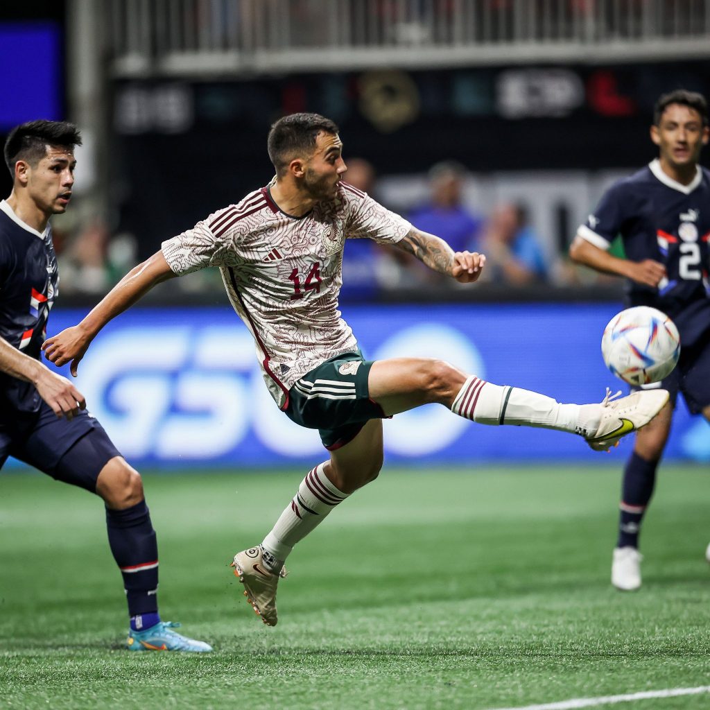 Hartazgo Tricolor - jose-luis-cuevas-balon-al-oleo-hartazgo-tricolor-7-1024x1024