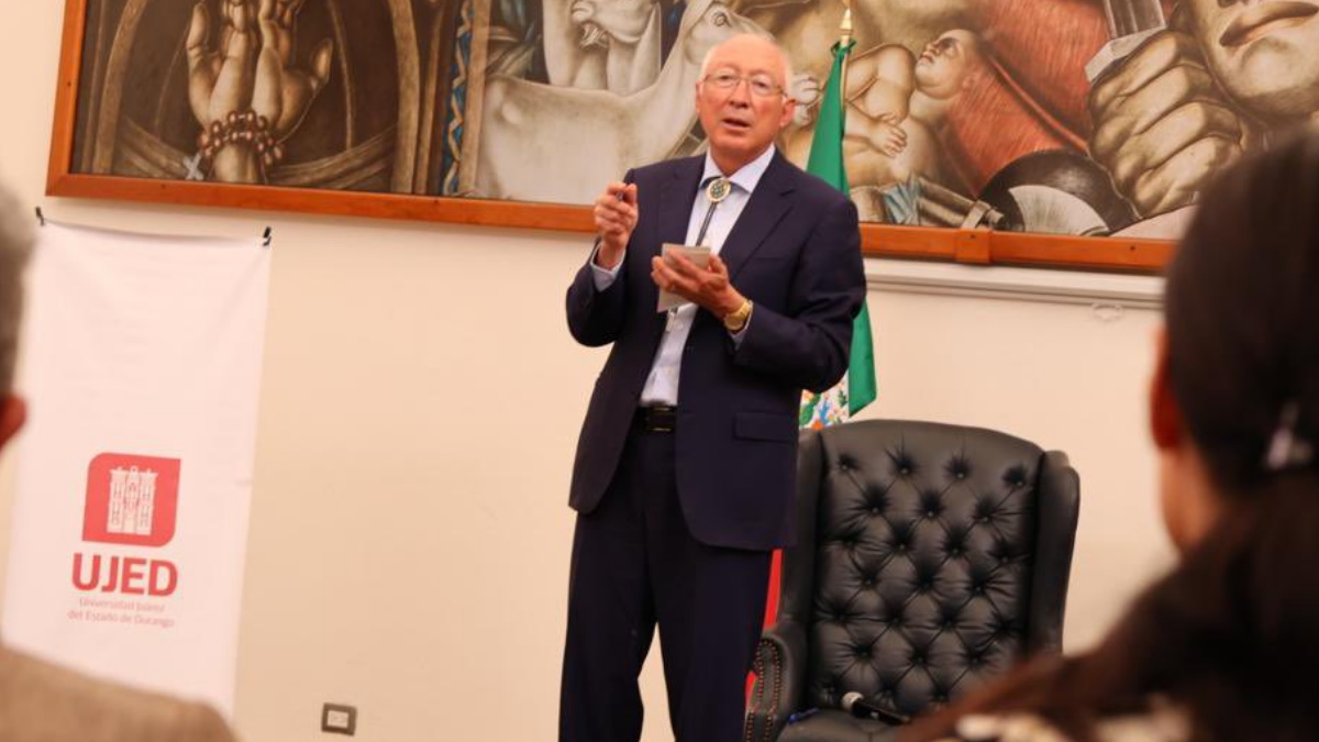 Seguridad, un tema conjunto: Ken Salazar