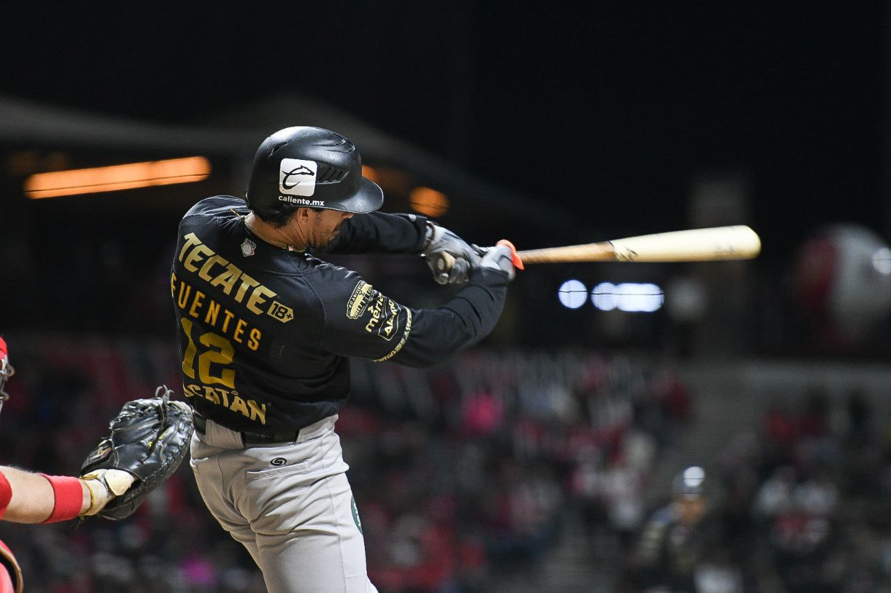 Leones de Yucatán derrotan a Diablos Rojos y van a la Serie del Rey