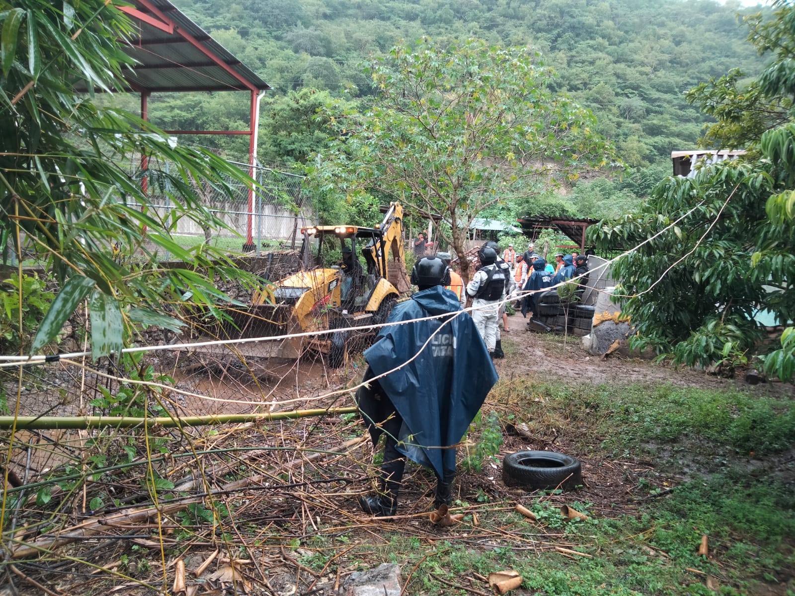 Tres heridos y 11 municipios afectados en Guerrero por Lester