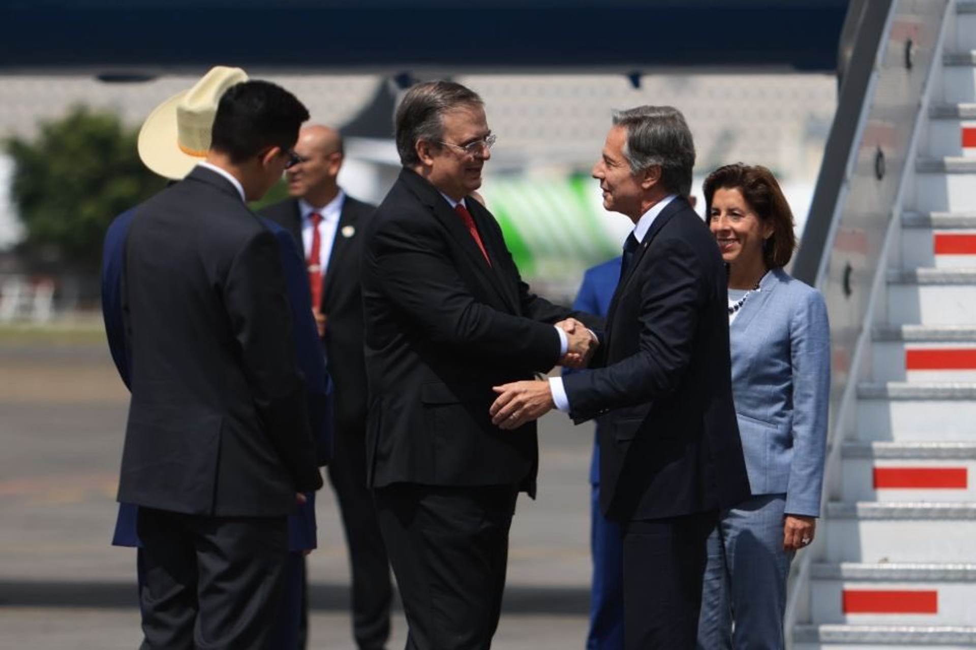 Blinken llega a México para encuentro económico y reunión con López Obrador