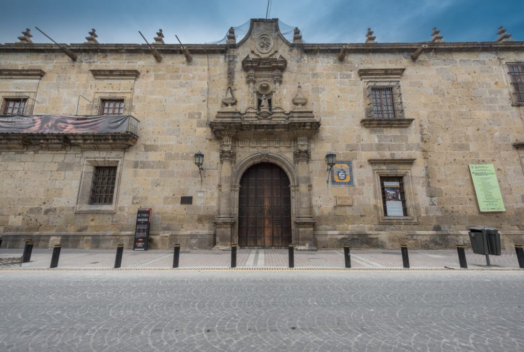 "Daños menores" a patrimonio cultural de cuatro entidades tras sismo 7.7 - museo-regional-guadalajara-1024x689