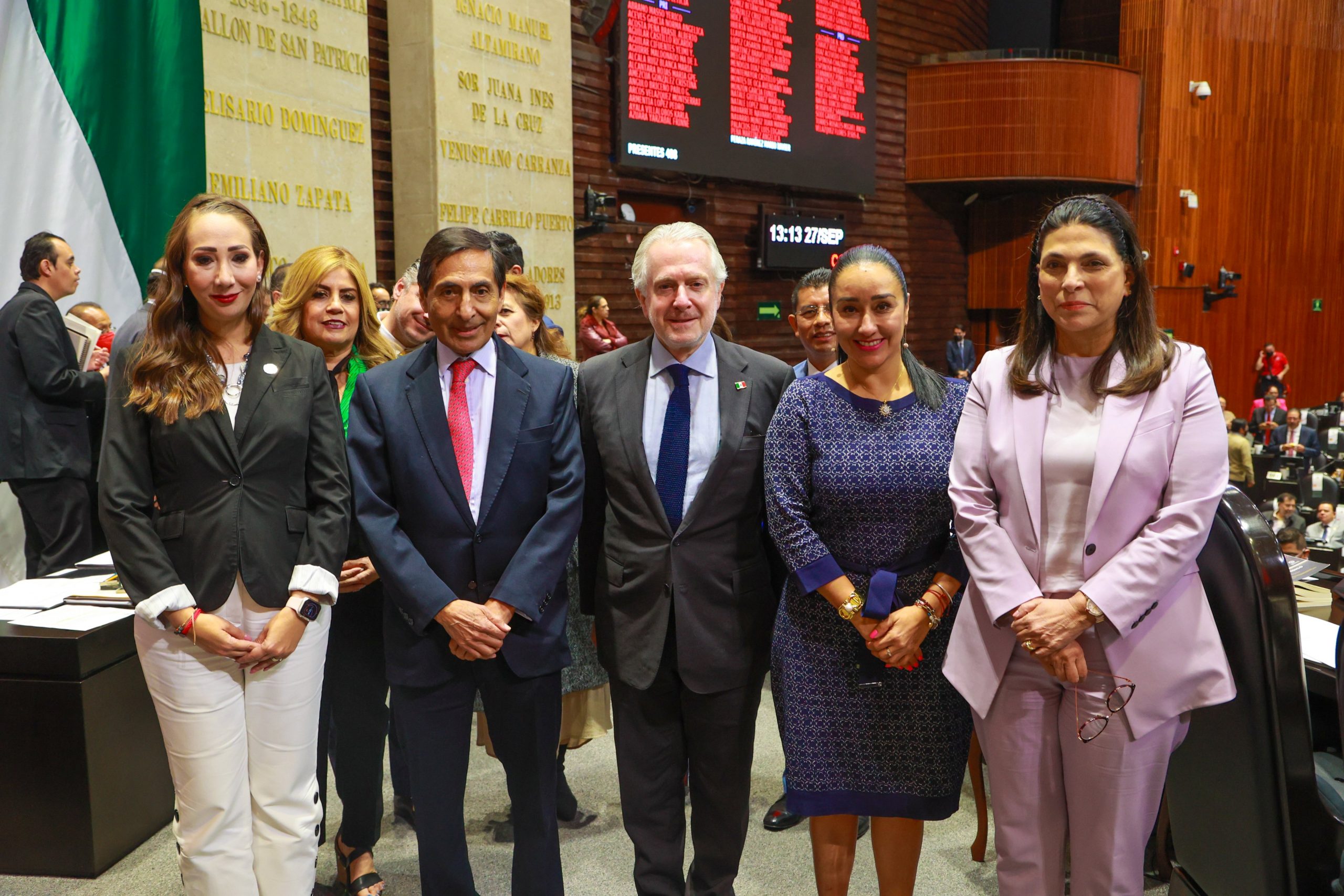 Paquete económico permitirá la consolidación fiscal, asegura Ramírez de la O Paquete económico permitirá la consolidación fiscal, asegura Ramírez de la O