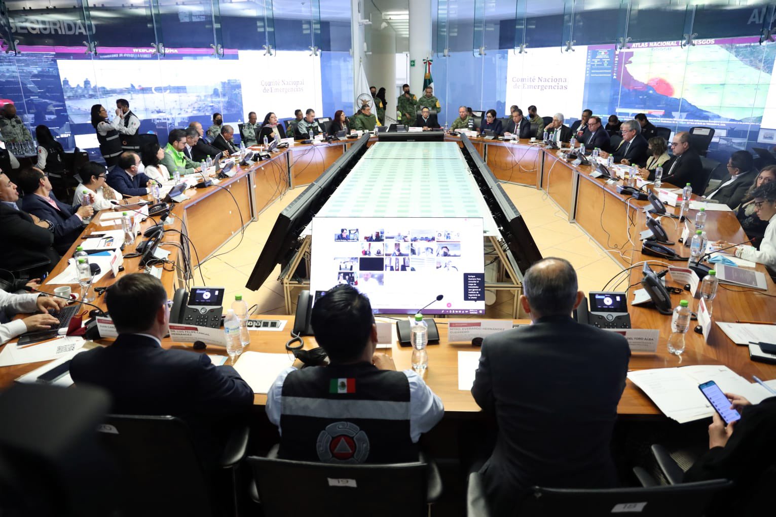 Sismo provocó afectaciones en Colima y Michoacán, confirma Comité Nacional de Emergencias Sismo provocó afectaciones en Colima y Michoacán, confirma Comité Nacional de Emergencias