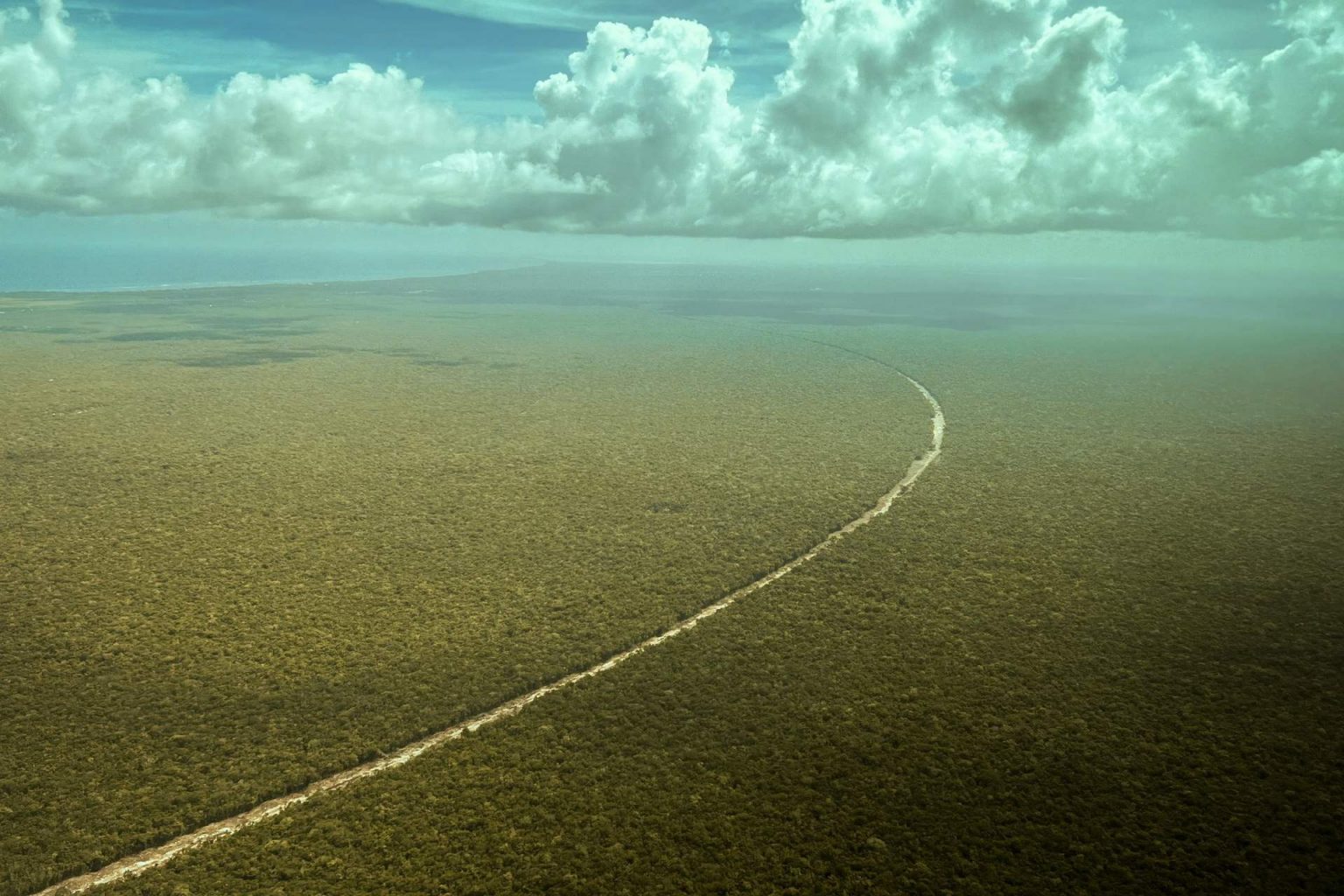 Acelera INAH excavaciones en Tramo 5 del Tren Maya para no frenar la obra