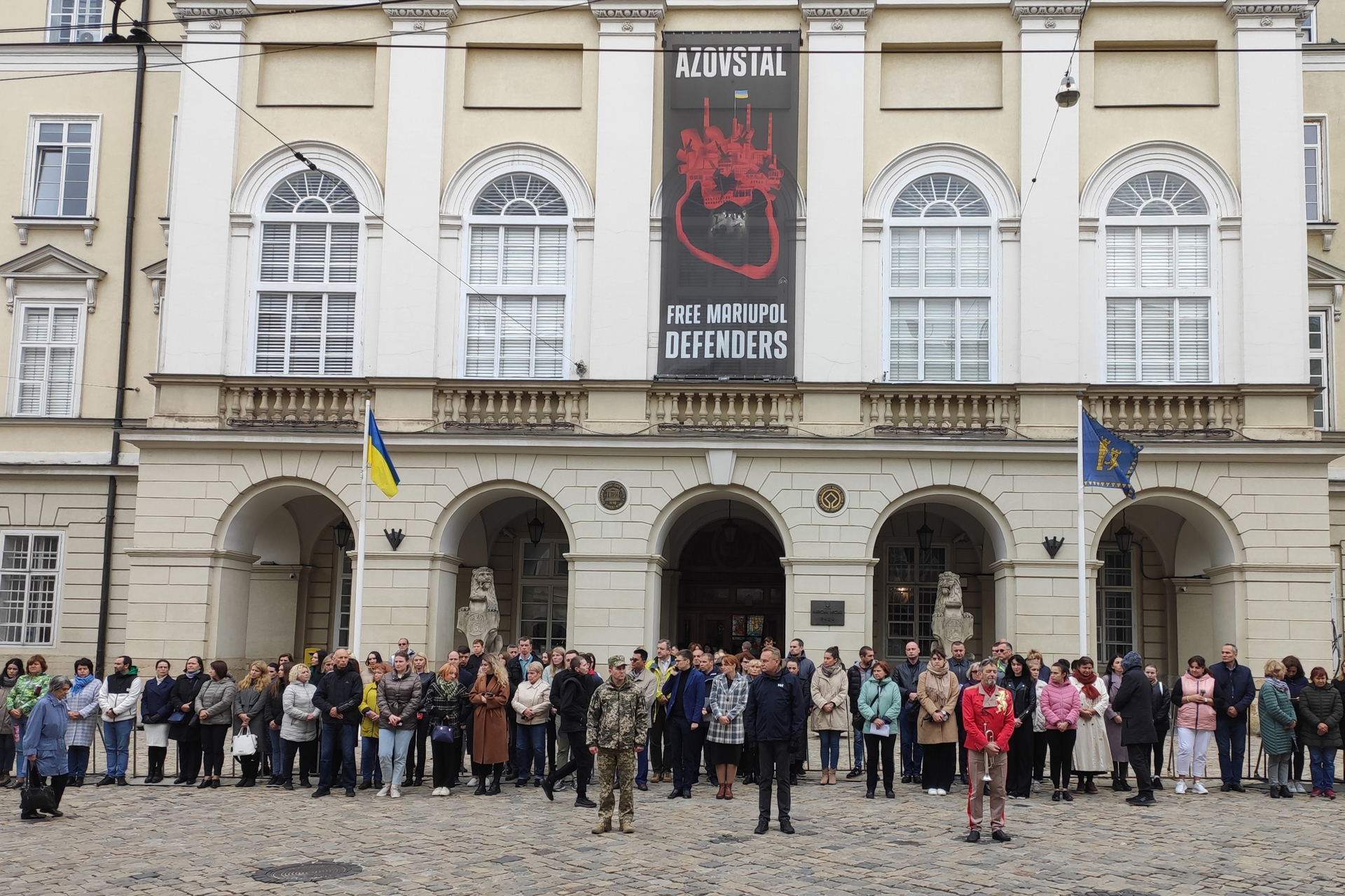 Vecinos de Leópolis despiden a soldados ucranianos caídos en contraofensiva