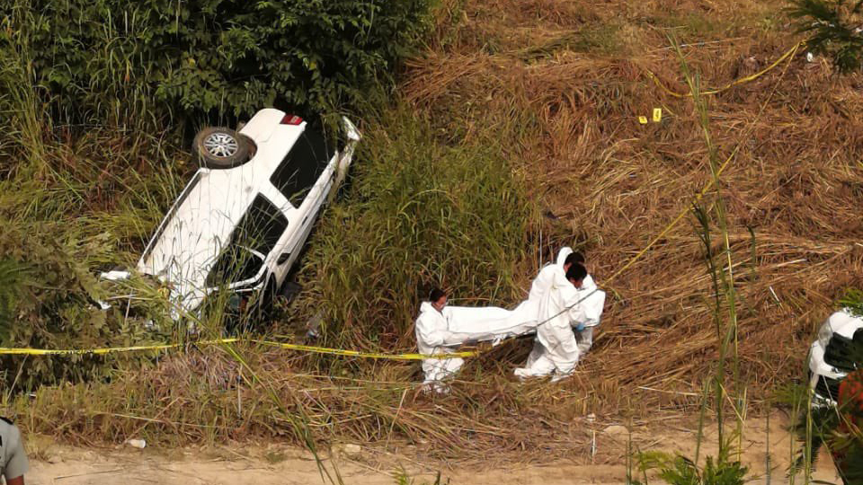 Accidente vial en Chiapas deja dos migrantes muertos Accidente vial en Chiapas deja dos migrantes muertos