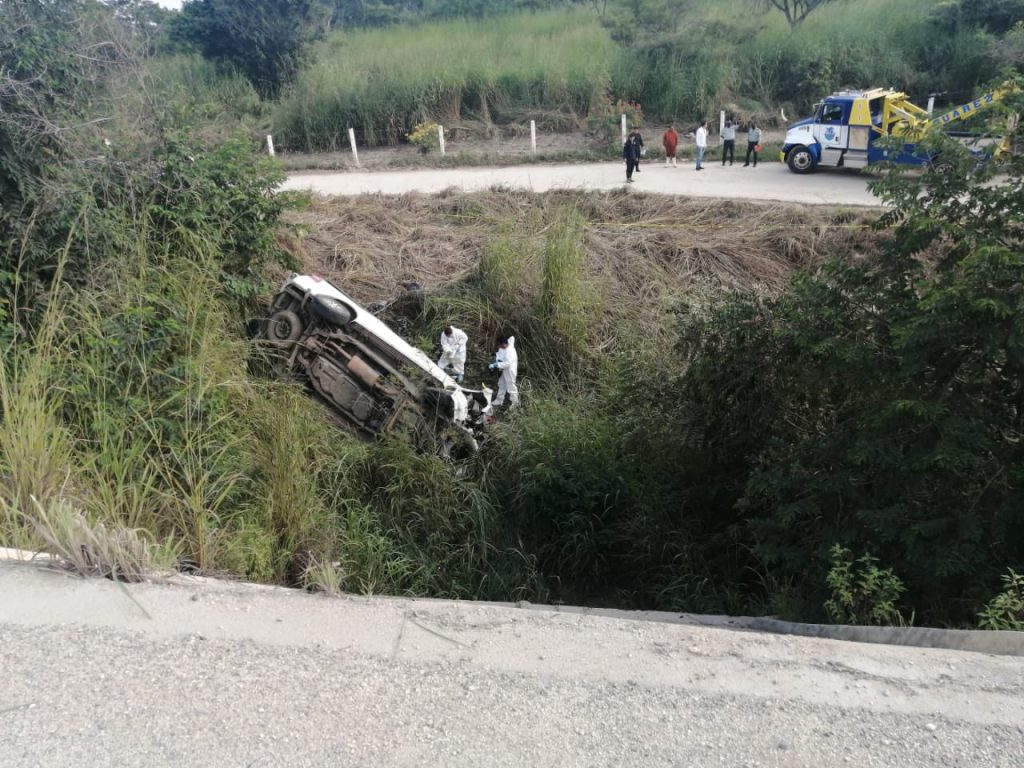 Accidente vial en Chiapas deja dos migrantes muertos - accidente-vial-de-migrantes-en-chiapas-1024x768