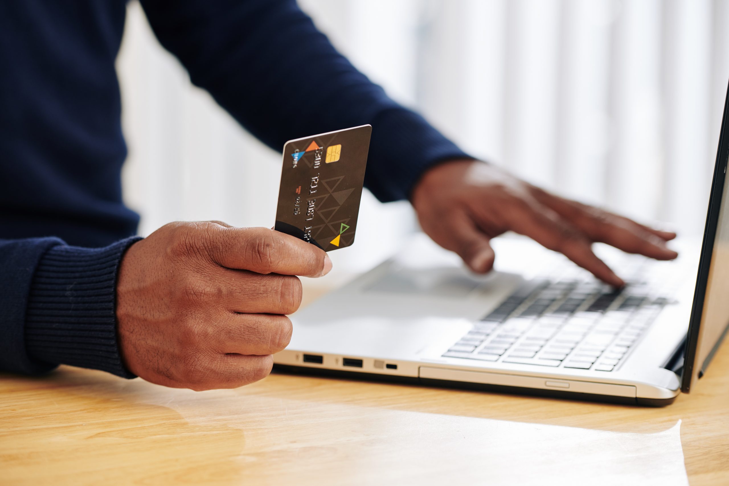 Prevé una temporada navideña de 209 mil 700 mdd en comercio electrónico Prevé una temporada navideña de 209 mil 700 mdd en comercio electrónico