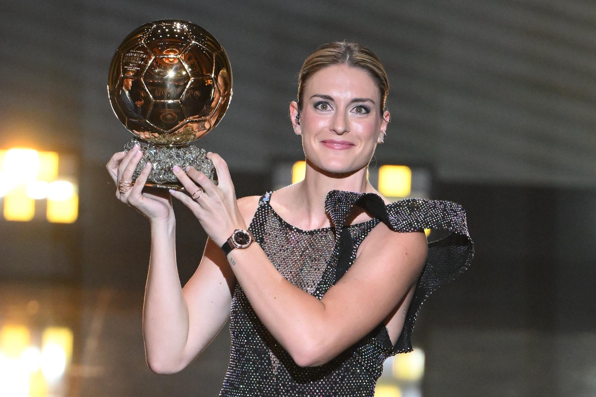 Alexia Putellas gana su segundo Balón de Oro consecutivo