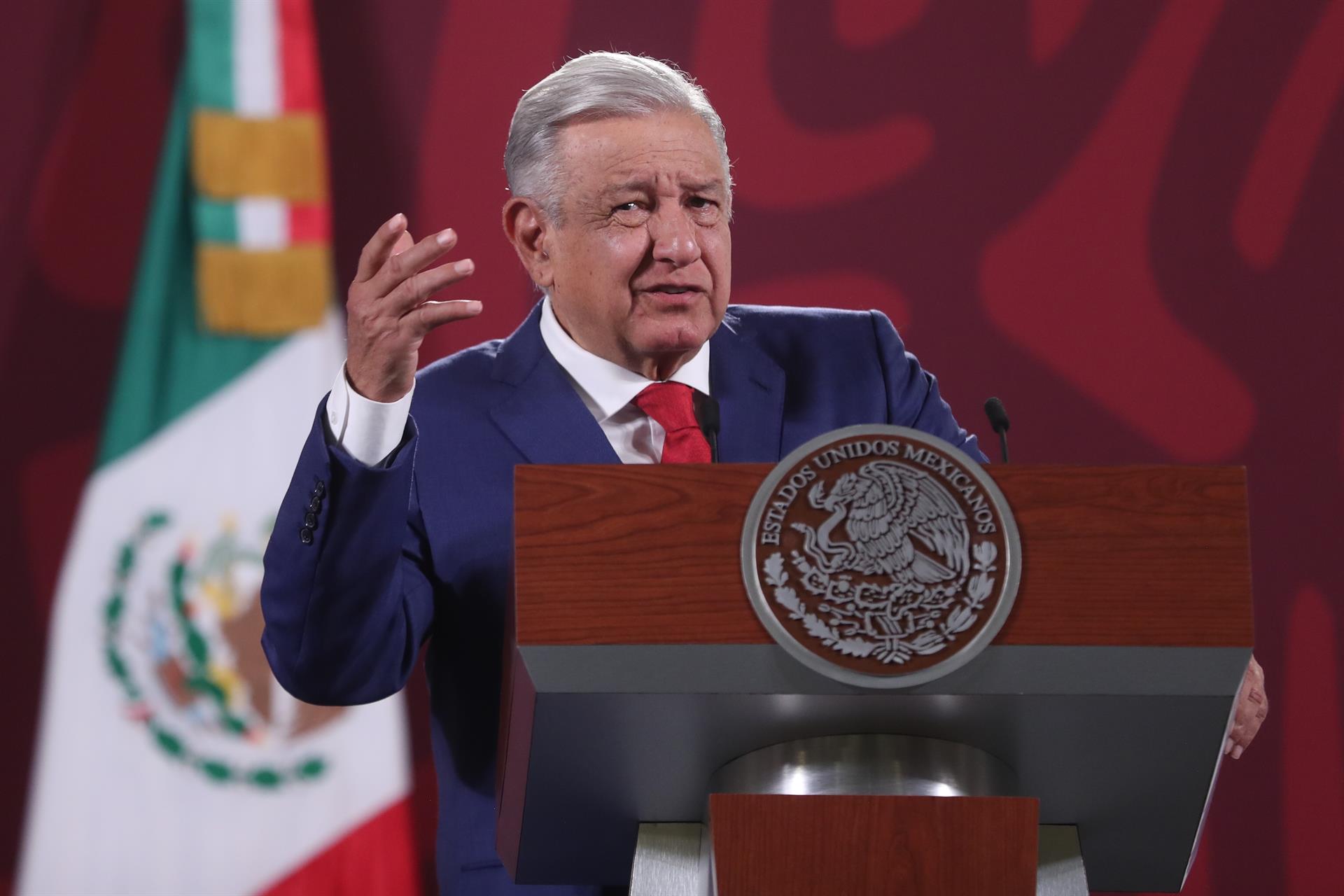 López Obrador acusa a New York Times de apoyar a “torturadores” de Ayotzinapa López Obrador acusa a New York Times de apoyar a “torturadores” de Ayotzinapa
