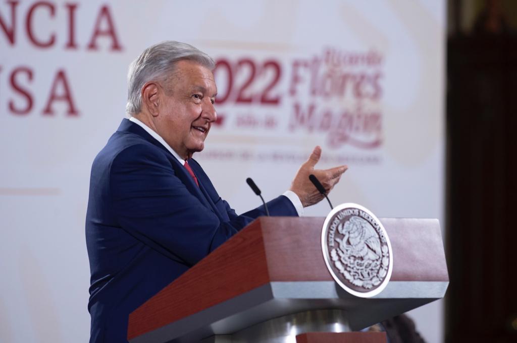 Economía informal o migración, válvulas de escape para no ser criminal: López Obrador Economía informal o migración, válvulas de escape para no ser criminal: López Obrador