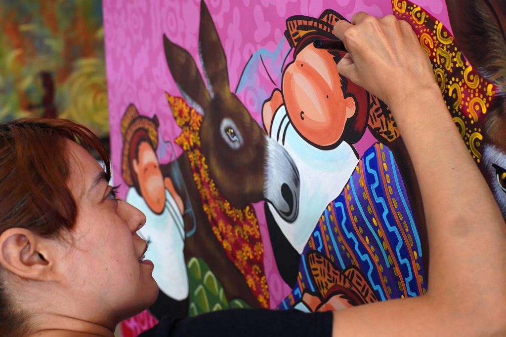 'Suke', la joven pintora de Chiapas que trasciende a nivel internacional - angela-hernandez-1024x683