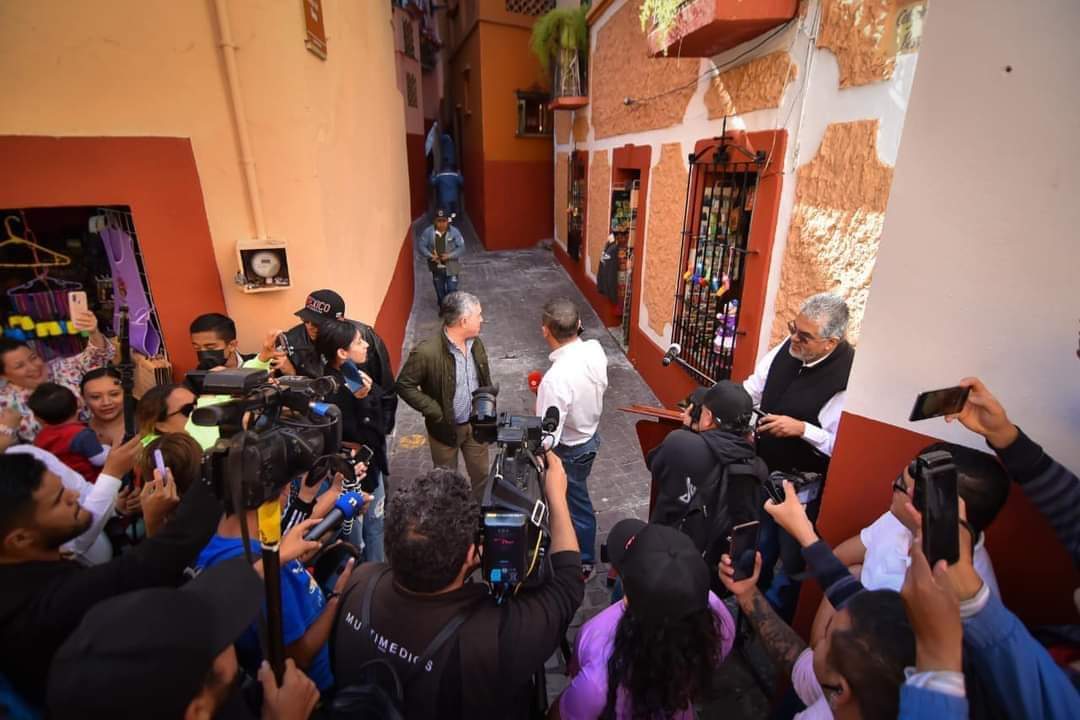 Reabren el Callejón del Beso en Guanajuato Reabren el Callejón del Beso en Guanajuato