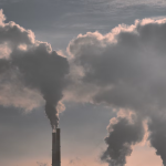 ONG advierte que crédito para siderúrgica puede agravar la contaminación del aire en Nuevo León