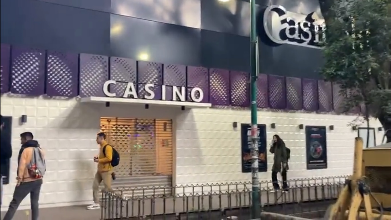 Roban 1.3 mdp en casino de CDMX; hay 2 detenidos Roban 1.3 mdp en casino de CDMX; hay 2 detenidos