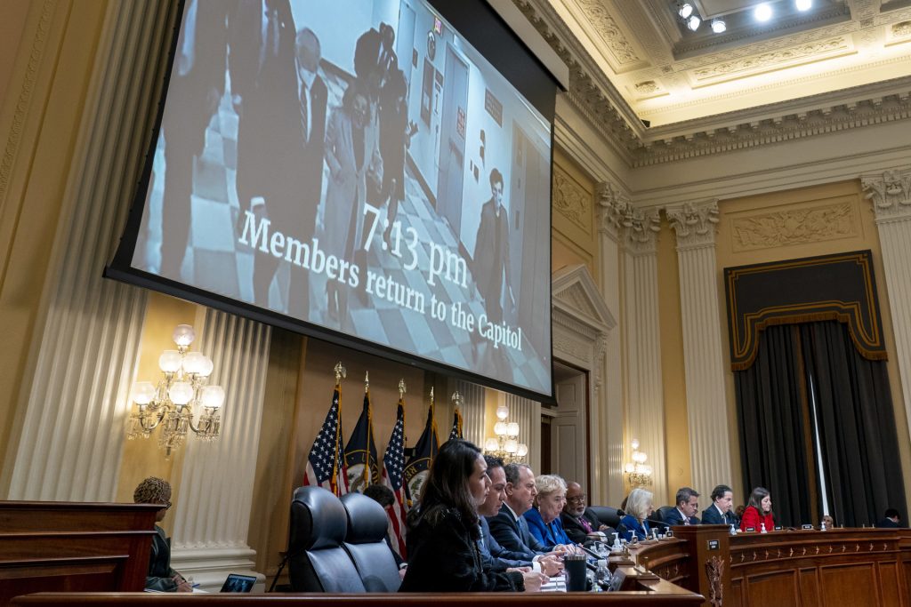 Comité legislativo aprueba citar a Trump a declarar por asalto al Capitolio - comite-legislativo-aprueba-citar-a-trump-a-declarar-por-asalto-al-capitolio-1024x683