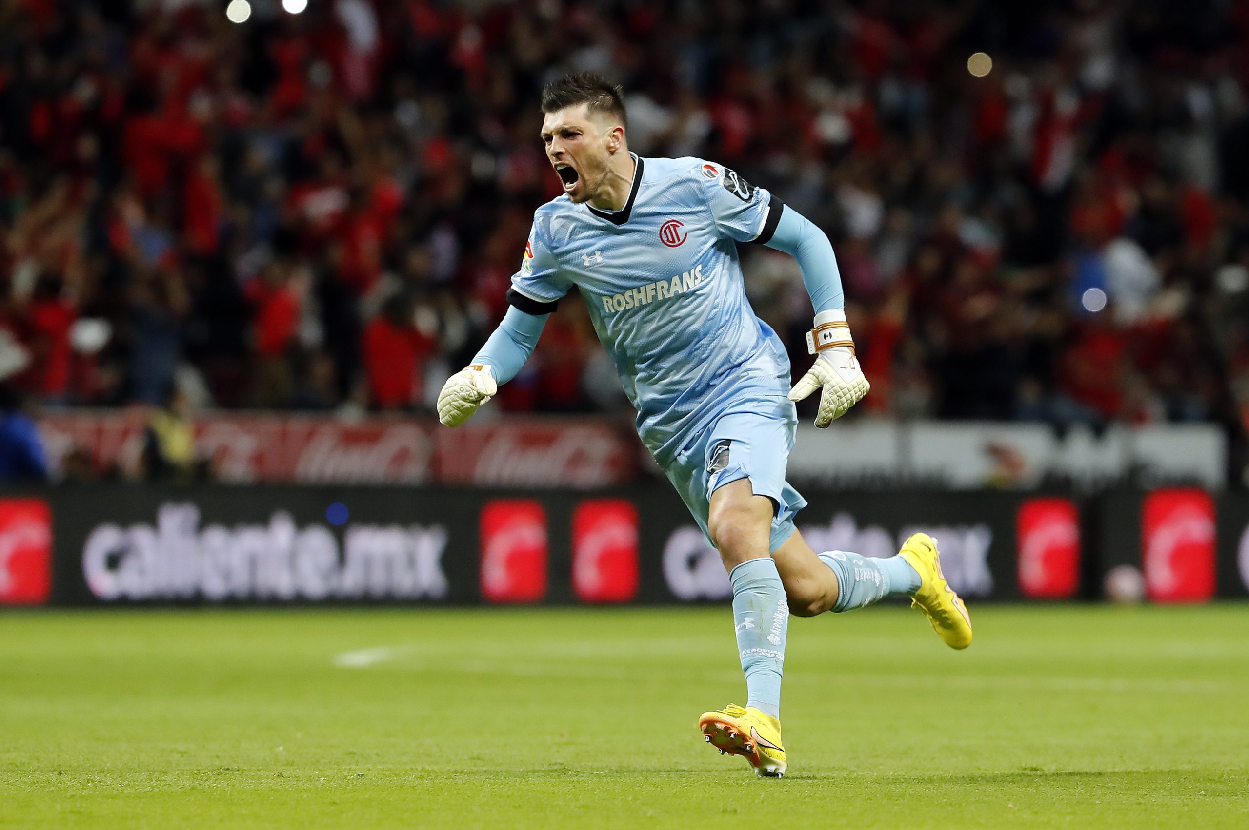 Tiago Volpi le da triunfo a los Diablos del Toluca sobre Santos Laguna