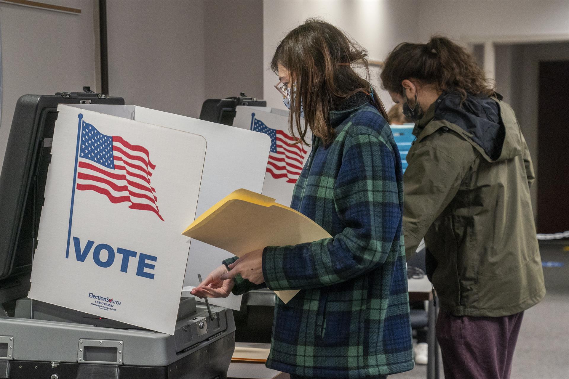 EE.UU. inicia la cuenta atrás de unas legislativas polarizadas y abiertas