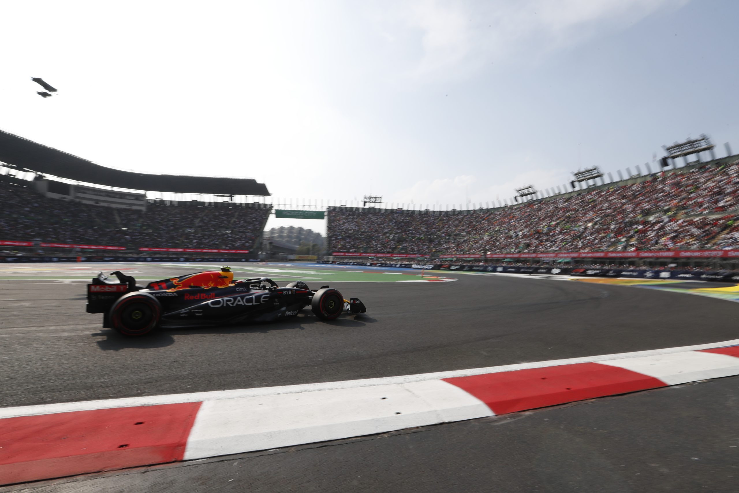 Verstappen logra la pole en el #MéxicoGP; ‘Checo’ Pérez largará cuarto