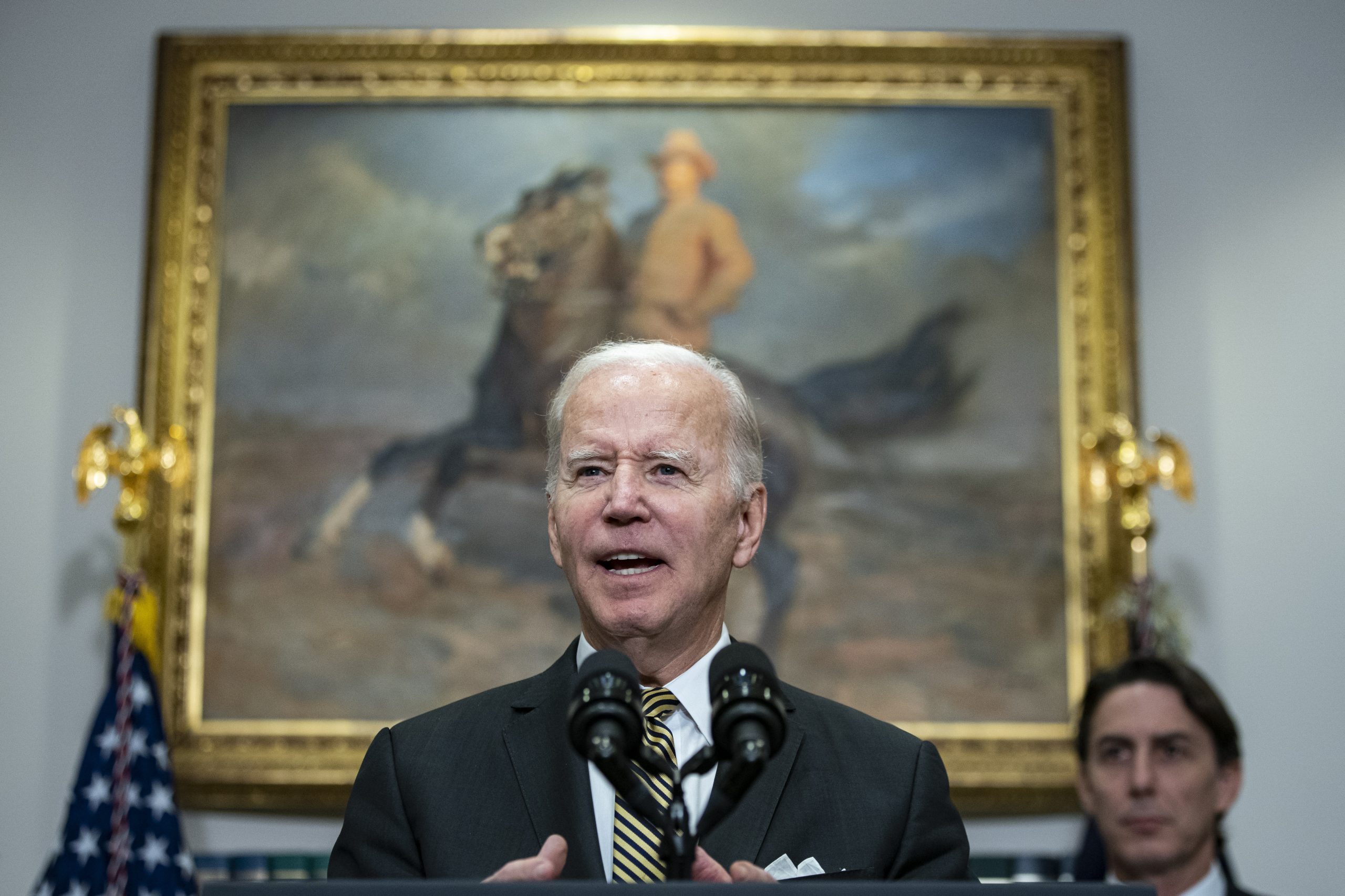 Biden intenta calmar precios de la gasolina a un mes de las legislativas Biden intenta calmar precios de la gasolina a un mes de las legislativas