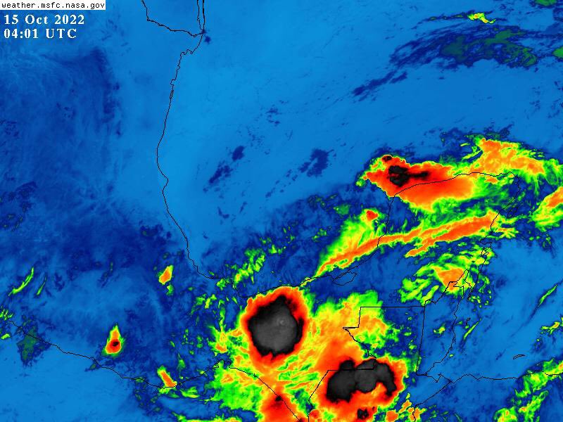 Karl se debilita a depresión tropical, provocará lluvias torrenciales en Chiapas y Tabasco Karl se debilita a depresión tropical, provocará lluvias torrenciales en Chiapas y Tabasco