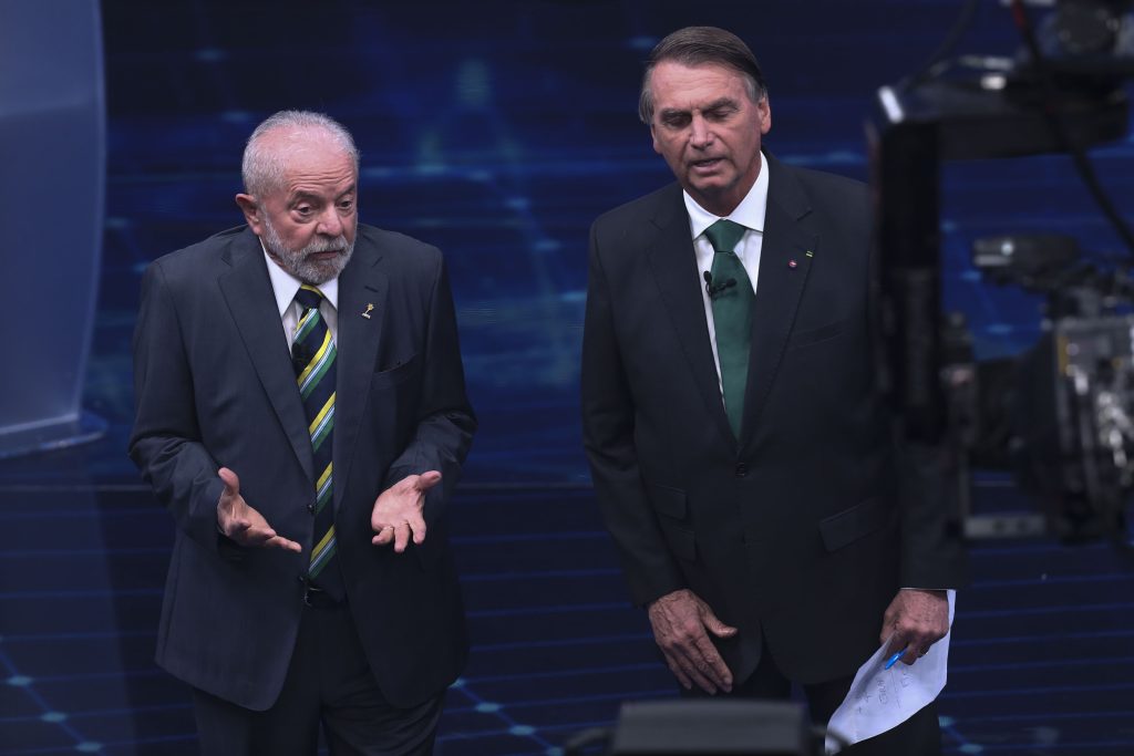 Lula lidera la intención del voto; pero Bolsonaro recorta distancias