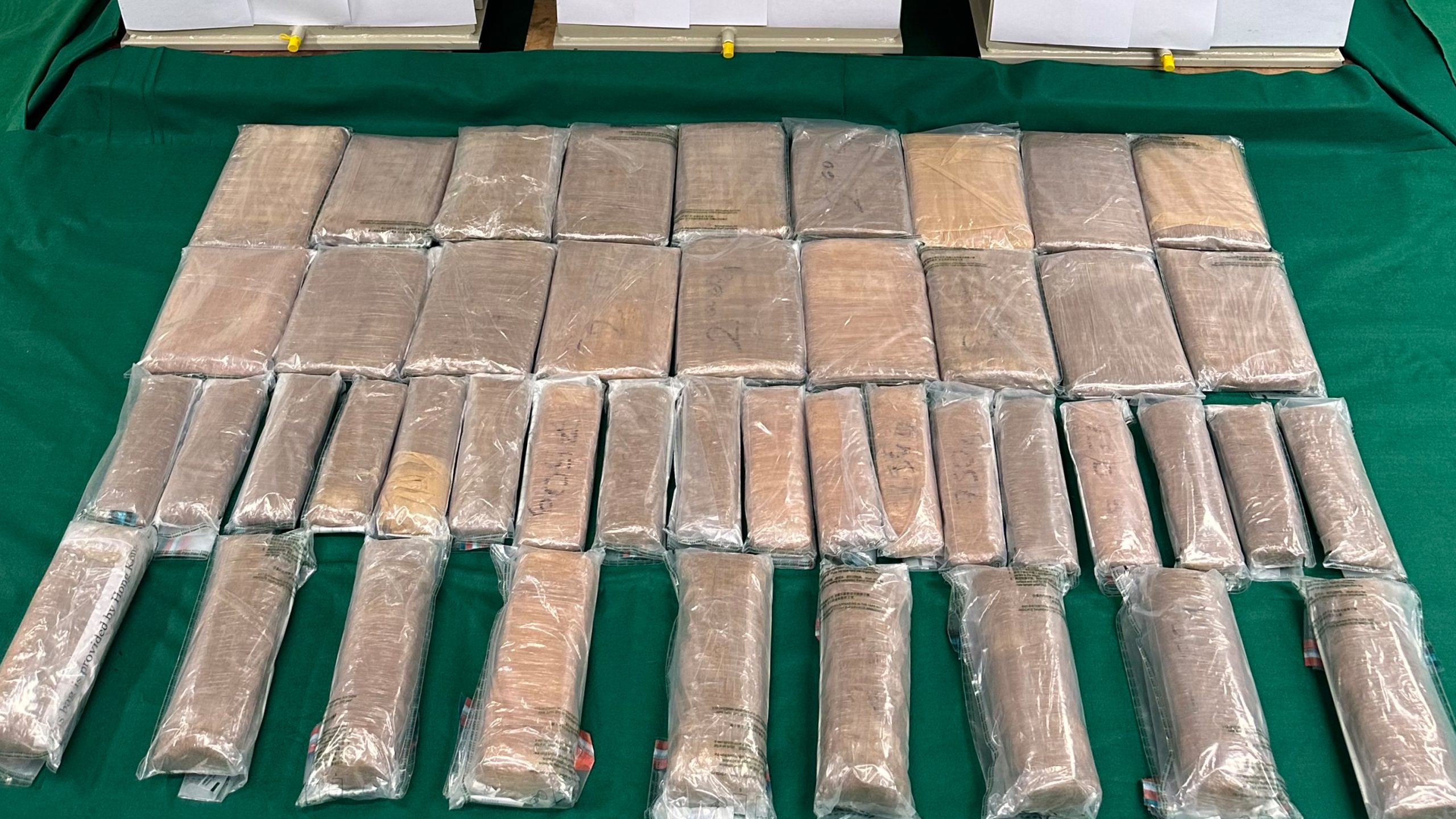 Incautan en Hong Kong 76 kg de metanfetamina proveniente de México