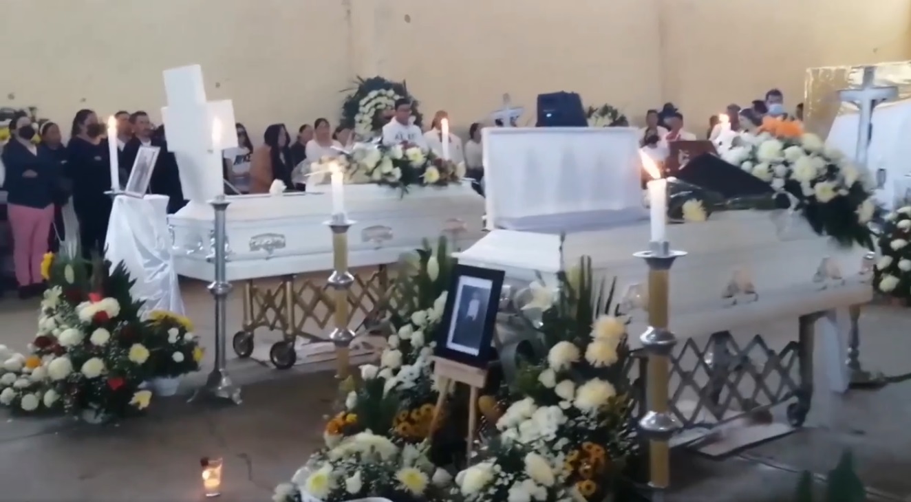 Dan último adiós a estudiantes asesinados en Zacatecas Dan último adiós a estudiantes asesinados en Zacatecas