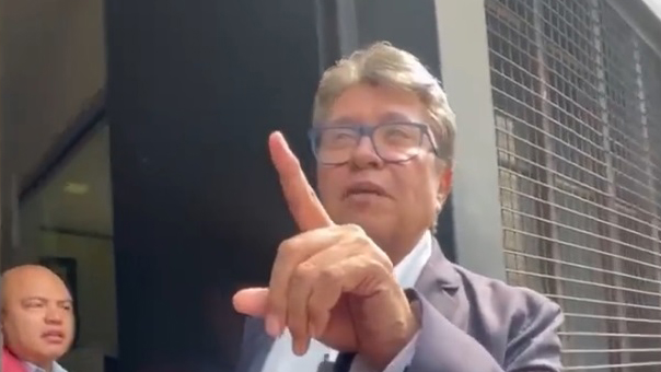#Video Ricardo Monreal acude a FGR tras anunciar medidas contra Layda Sansores