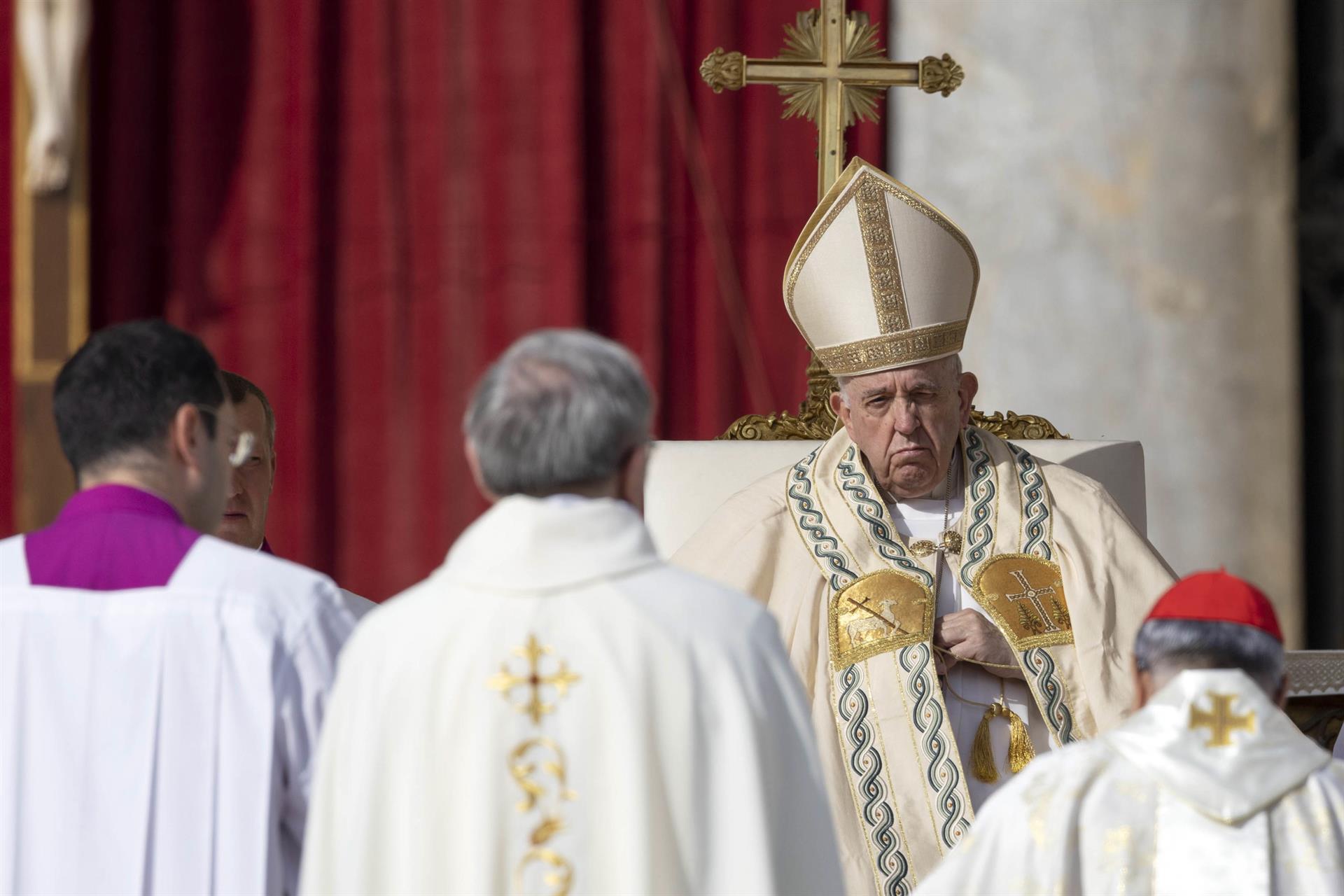 Papa Francisco pide aprender de la historia ante el peligro de guerra nuclear Papa Francisco pide aprender de la historia ante el peligro de guerra nuclear