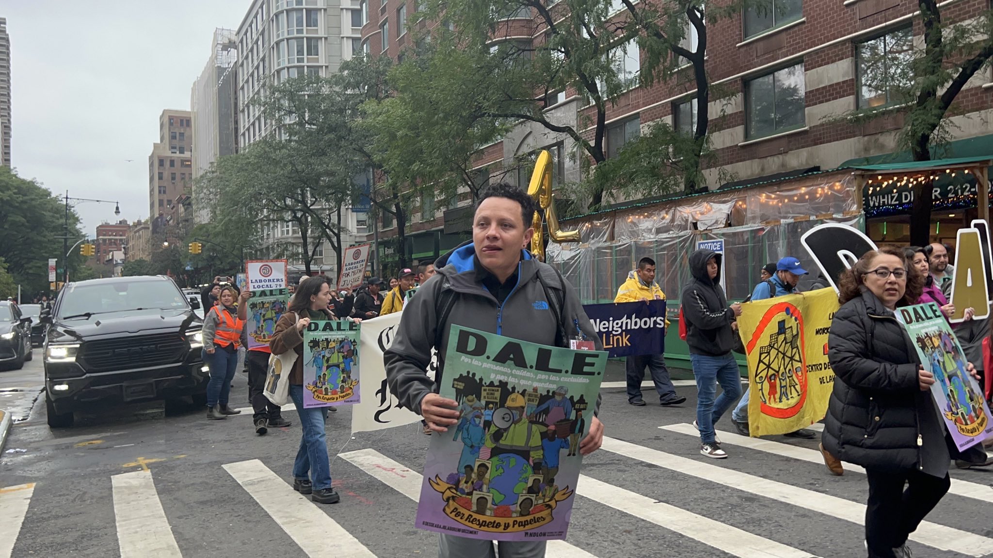 Indocumentados de Nueva York piden protección laboral ante oleada migrante