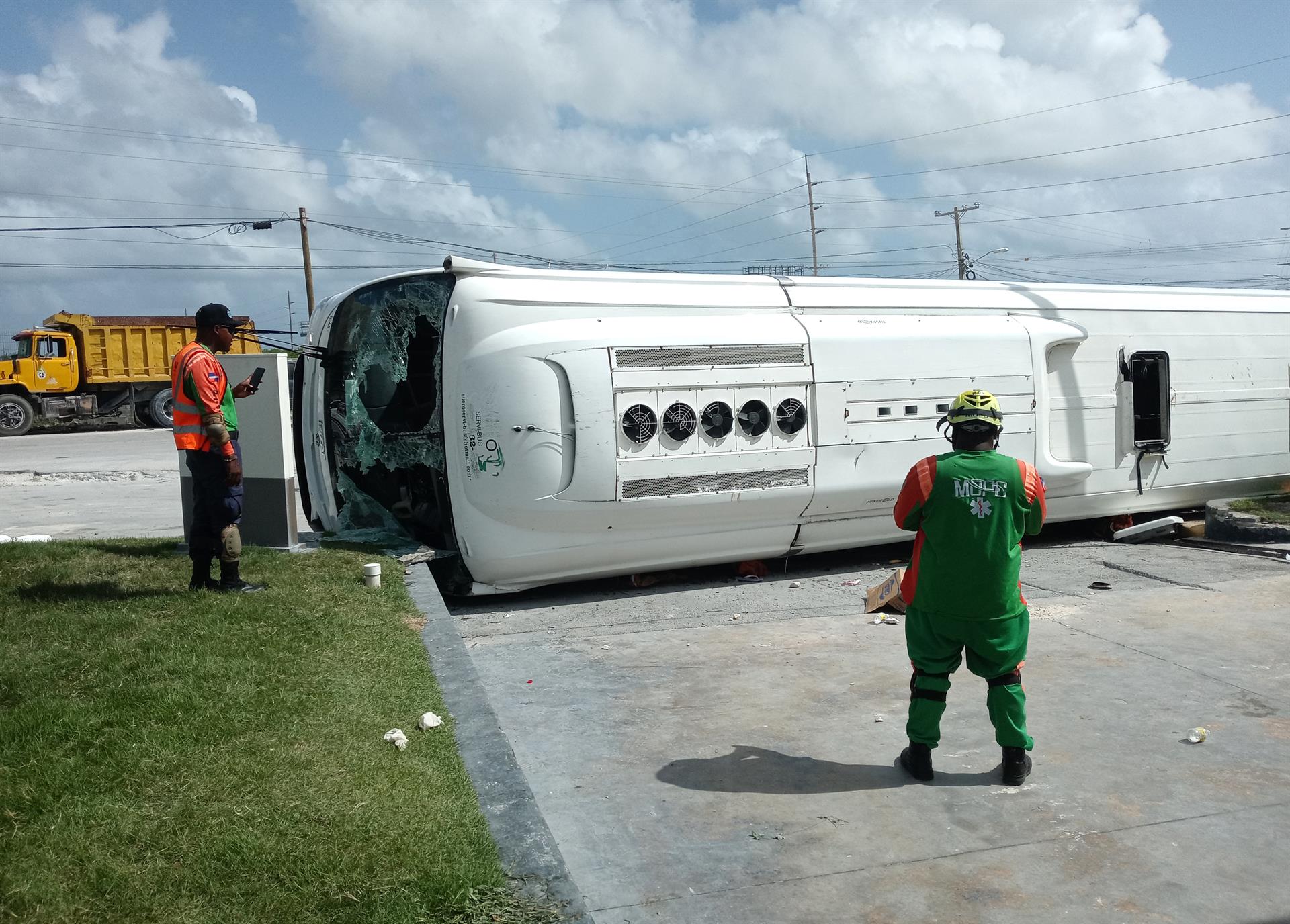 Murió tercera turista por accidente de autobús en República Dominicana Murió tercera turista por accidente de autobús en República Dominicana