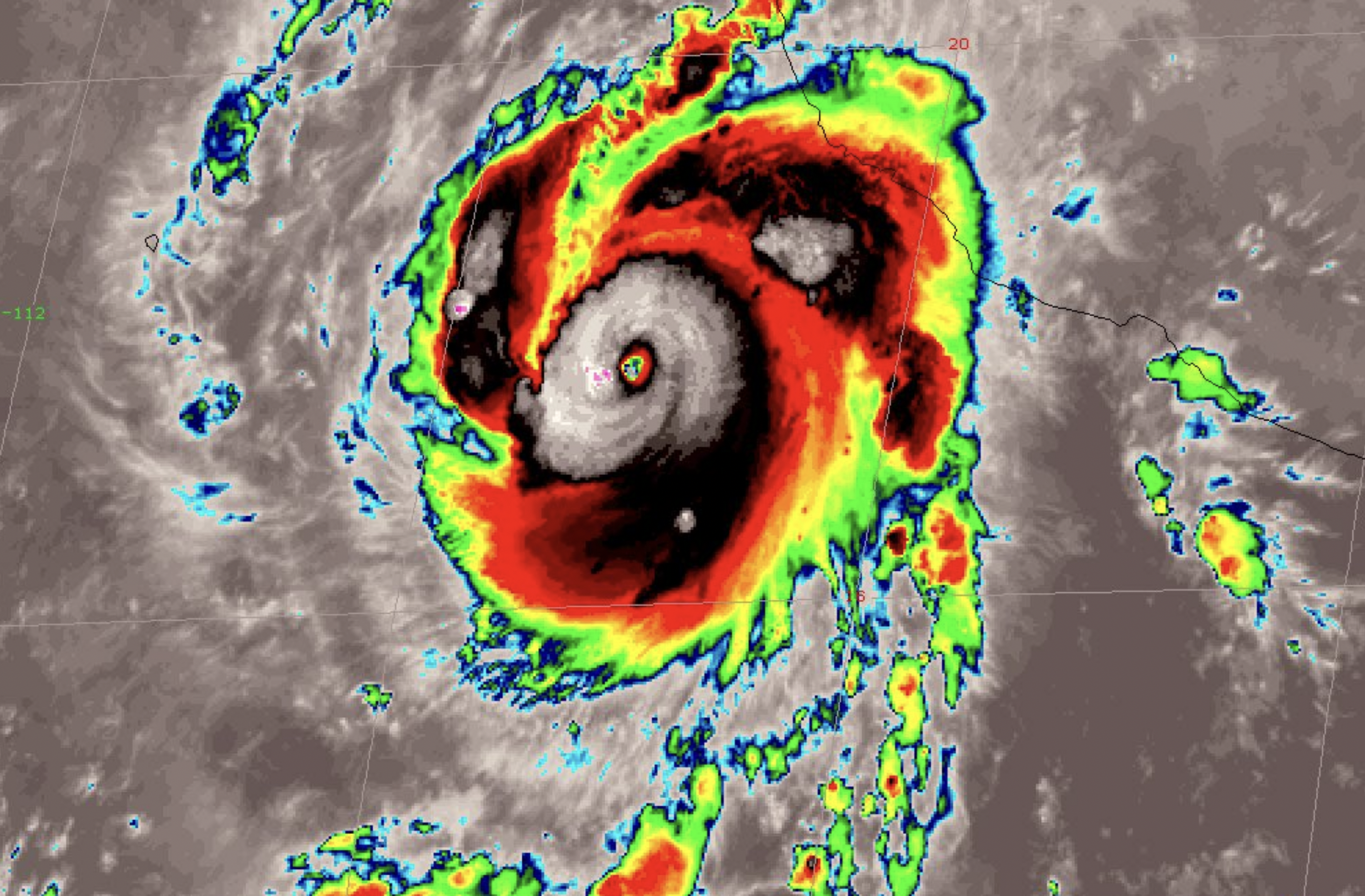 Roslyn se intensifica a huracán categoría 4; impactará entre Jalisco y Nayarit Roslyn se intensifica a huracán categoría 4; impactará entre Jalisco y Nayarit