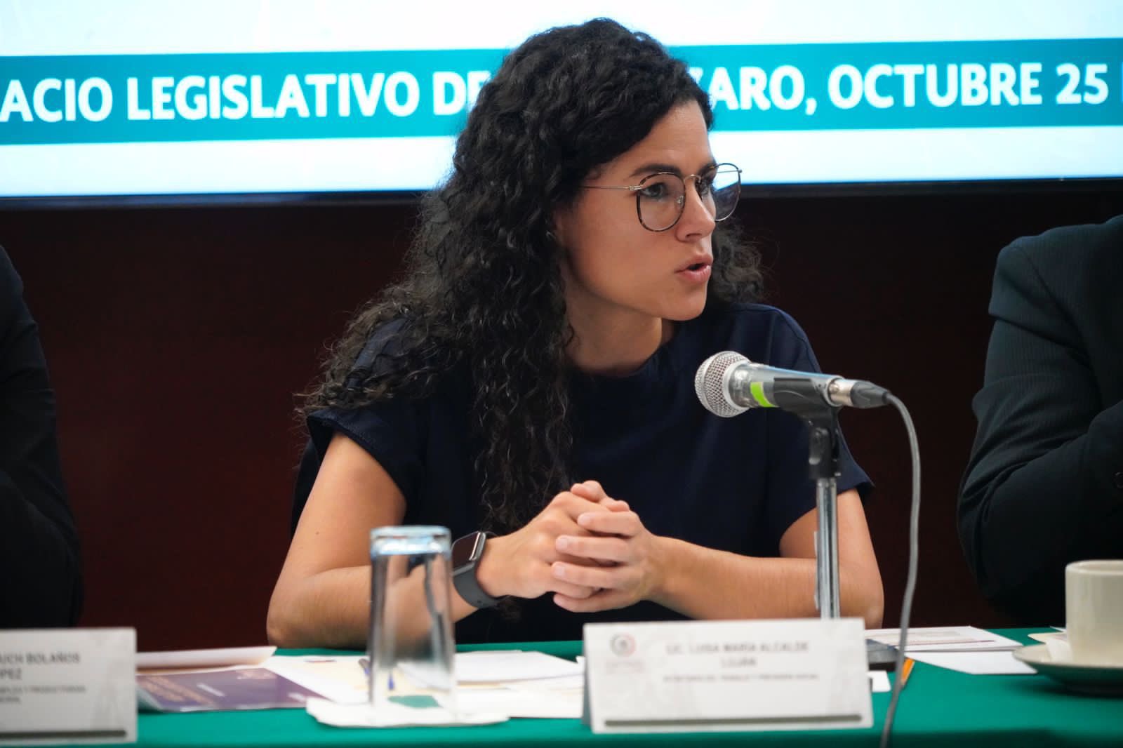 Sector laboral mexicano analizará aumento al salario mínimo la próxima semana