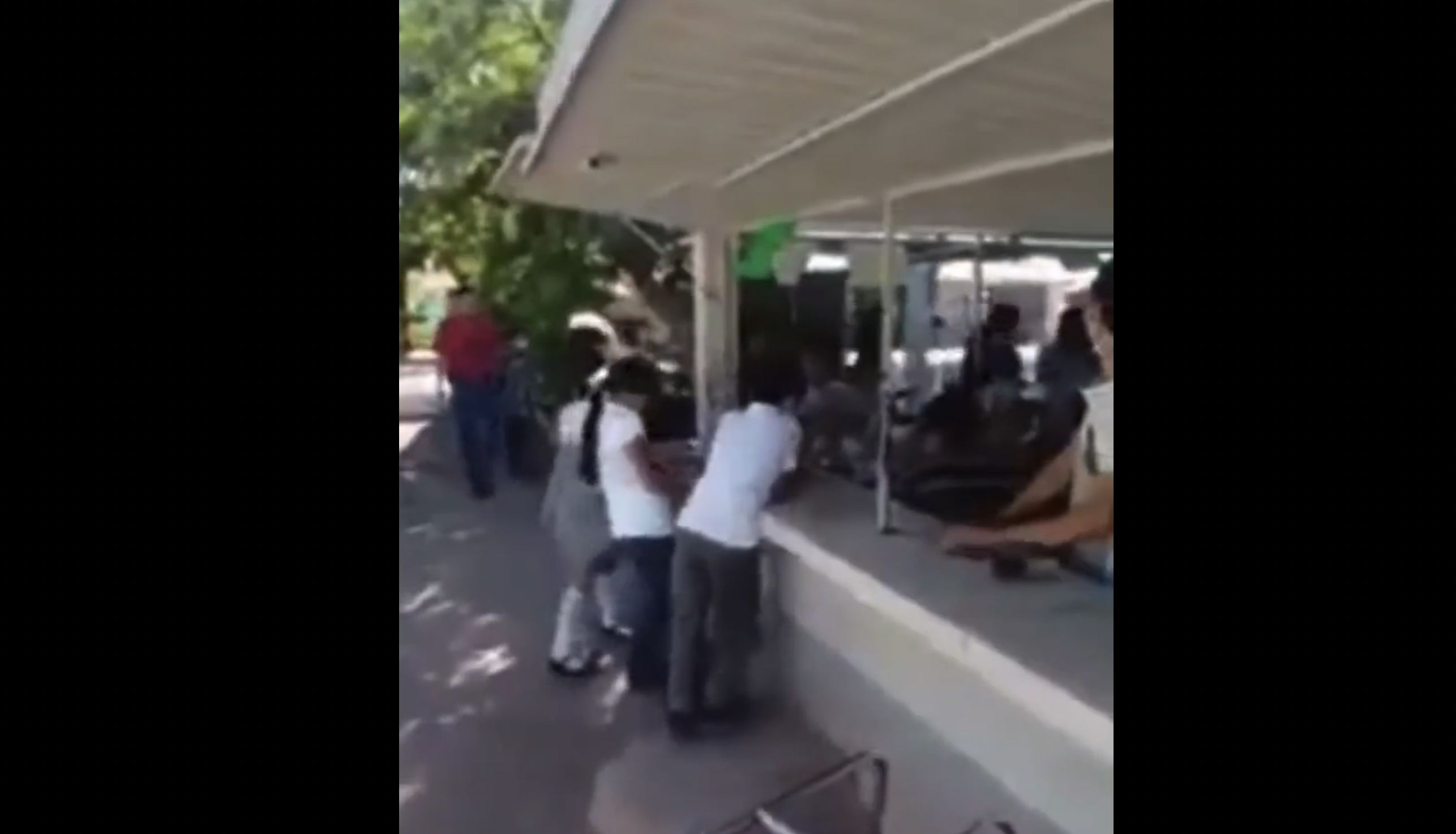 Sancionarán a profesor que hizo simulacro de balacera con alumnos de primaria en Sonora Sancionarán a profesor que hizo simulacro de balacera con alumnos de primaria en Sonora