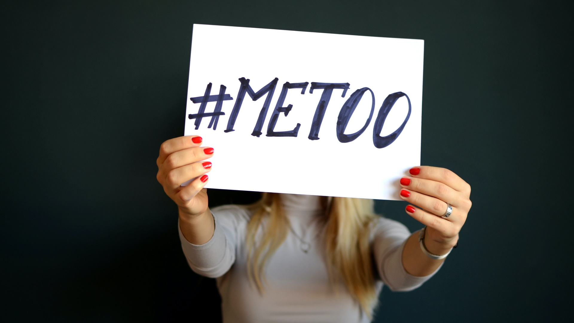 La policía india presenta cargos criminales contra atletas que protestan por el #MeeToo