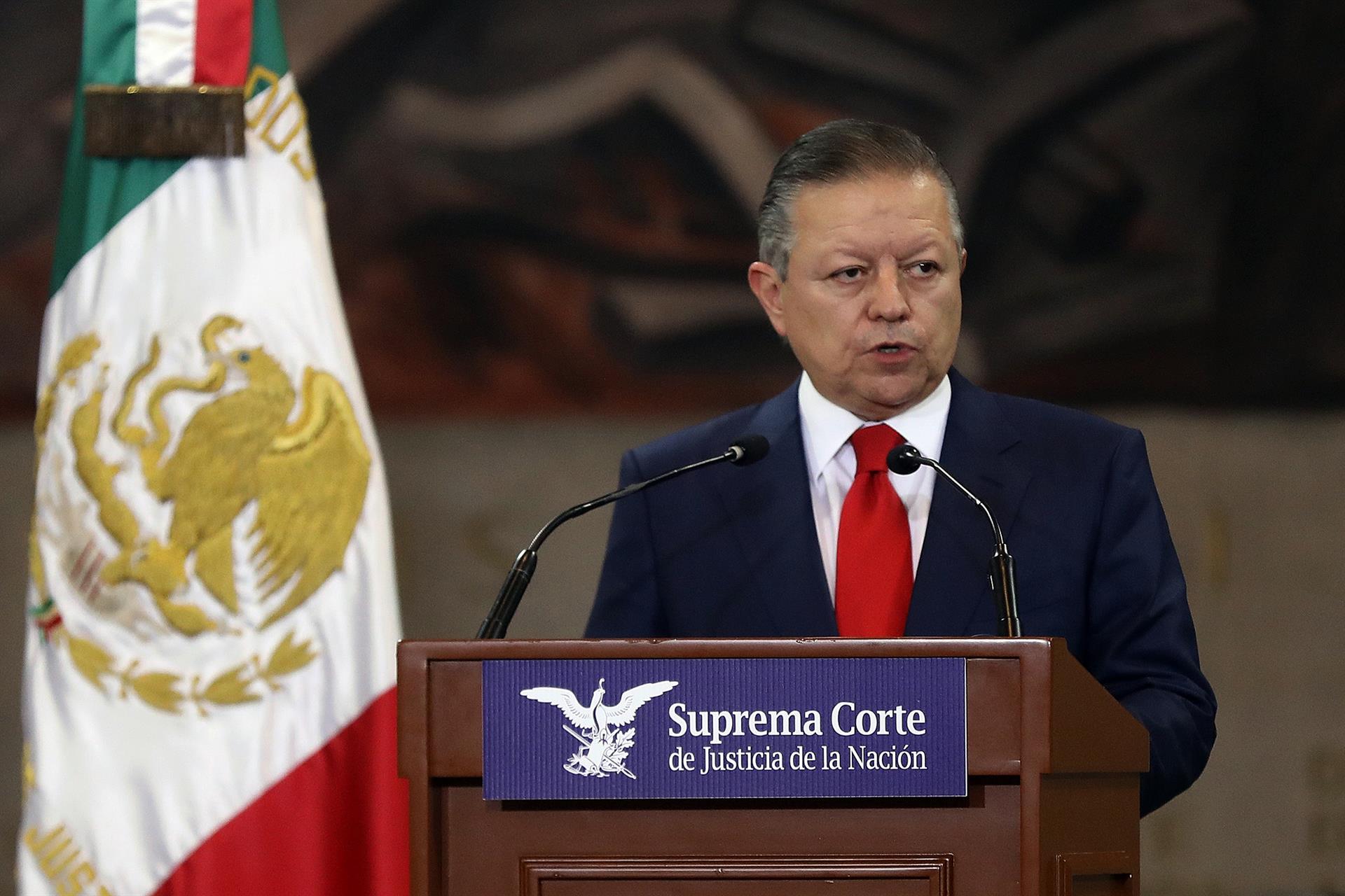 Zaldívar destaca defensa del Poder Judicial al frente del SCJN