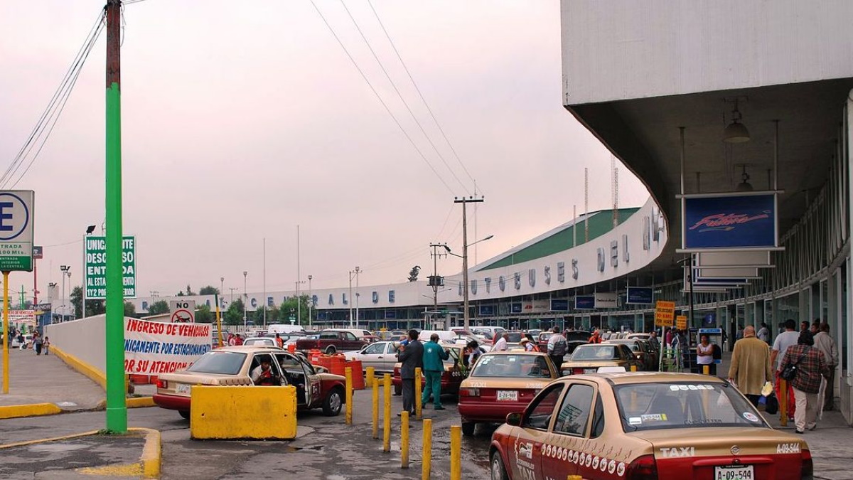 Central de Autobuses del Norte, refugio de migrantes
