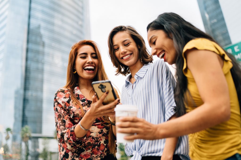 Beneficios de Click to Pay y Mastercard que facilitarán tu día a día - click-to-pay-1-1-1024x683