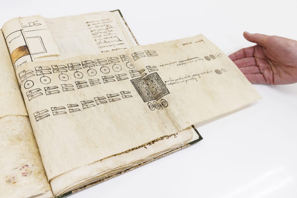 Códice expone abusos de la colonización en México - codice-de-san-salvador-huejotzingo-2-1024x683