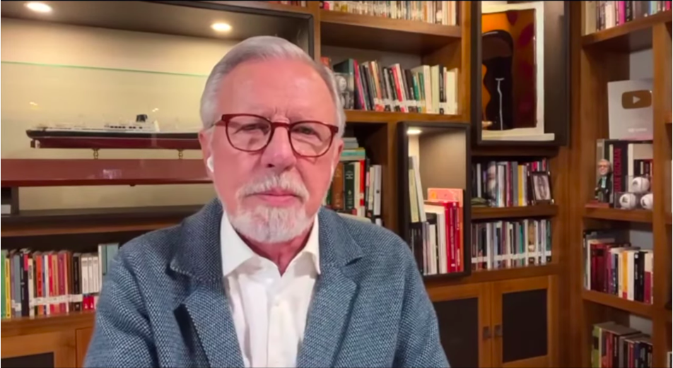 Con el PRI, le valen iglesia, oposición y marchas