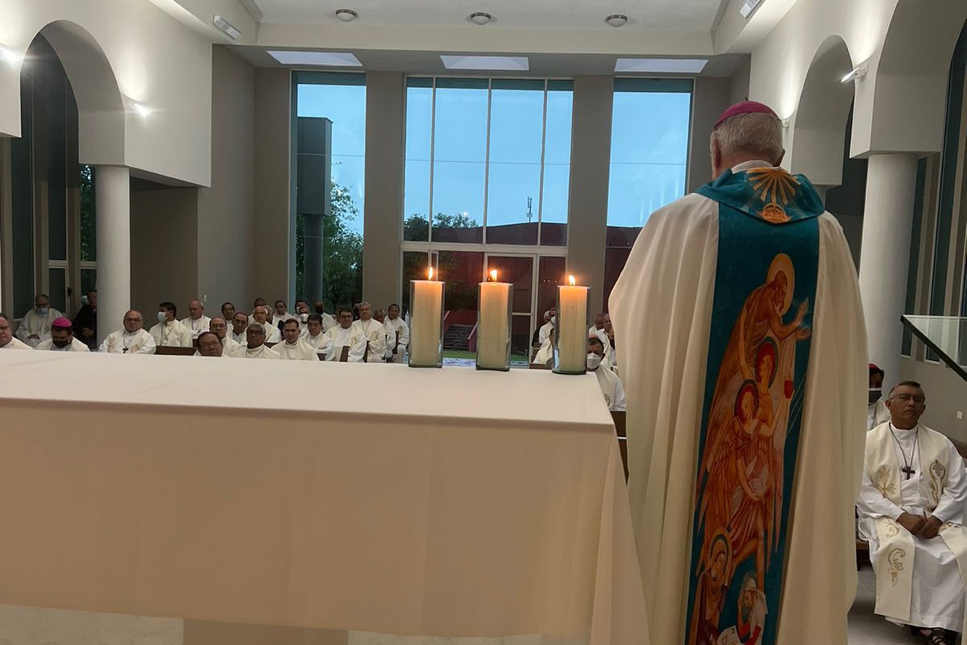 “La respetamos, pero no estamos de acuerdo”: AMLO sobre defensa de Iglesia católica a favor del INE “La respetamos, pero no estamos de acuerdo”: AMLO sobre defensa de Iglesia católica a favor del INE