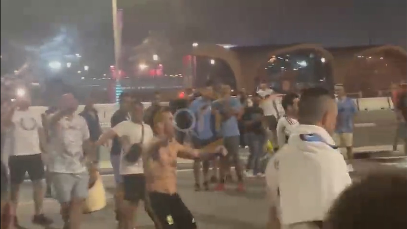 #Video Mexicanos y argentinos protagonizan pelea en Qatar