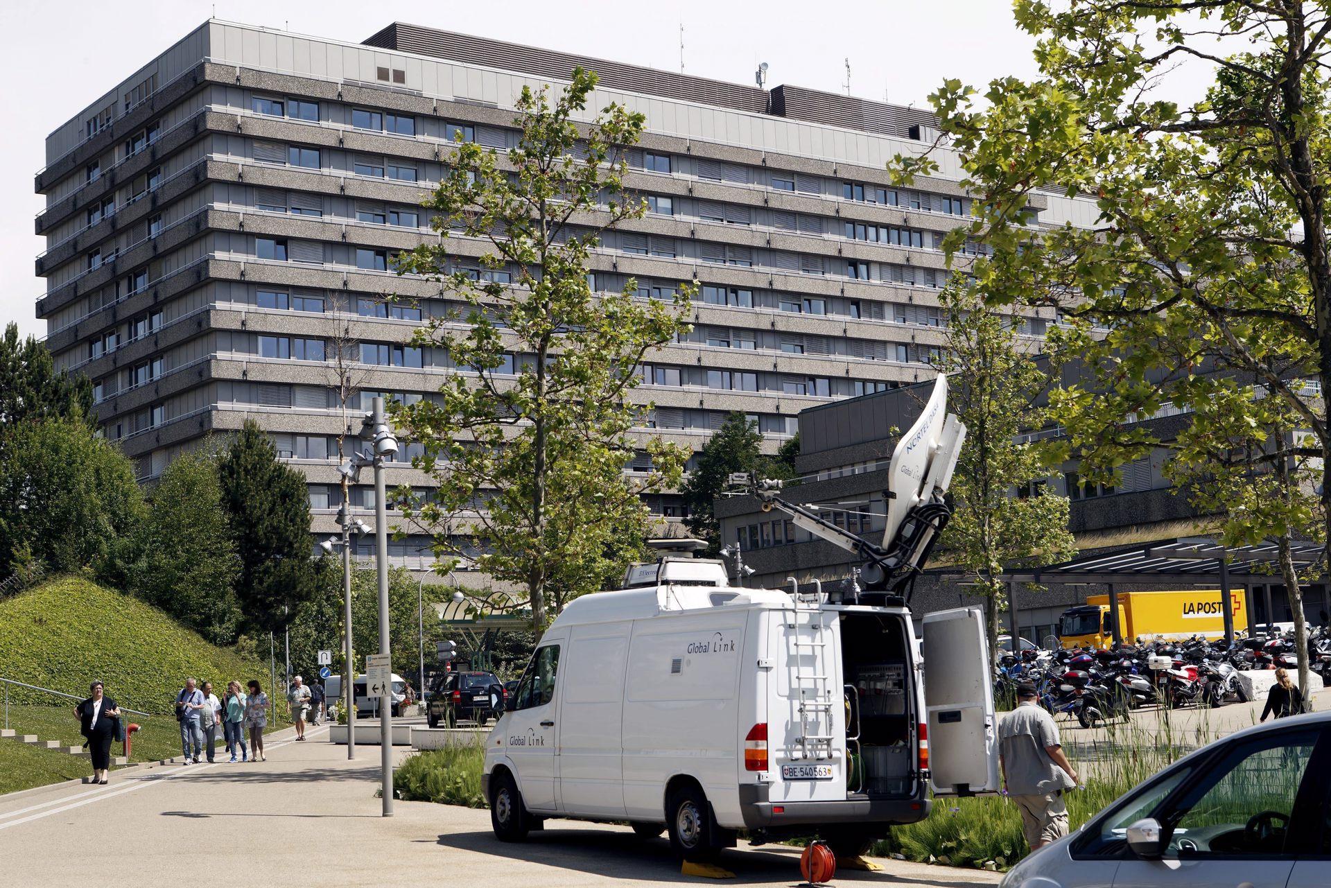 Presentan revolucionario tratamiento oncológico basado en acelerador del CERN