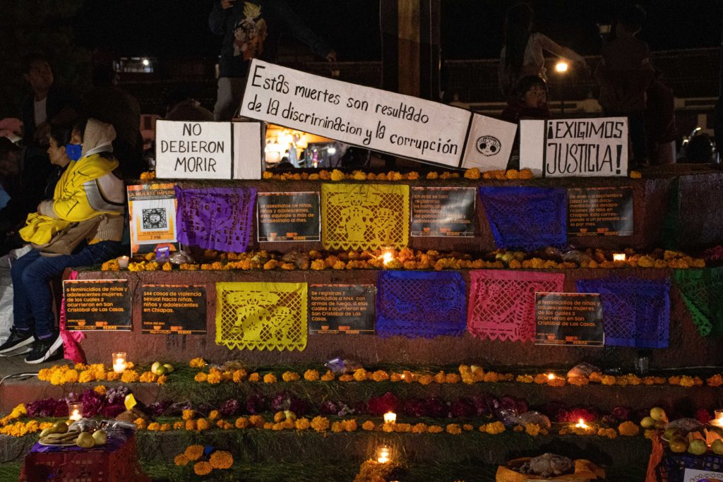 Recuerdan en Chiapas a víctimas de feminicidio con altares - recuerdan-en-chiapas-a-victimas-de-feminicidio-con-altares-2-1024x683