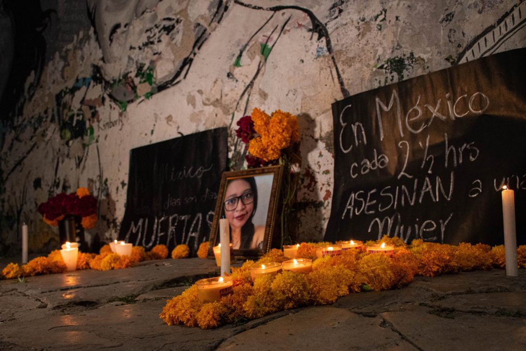 Recuerdan en Chiapas a víctimas de feminicidio con altares - recuerdan-en-chiapas-a-victimas-de-feminicidio-con-altares-3-1024x684